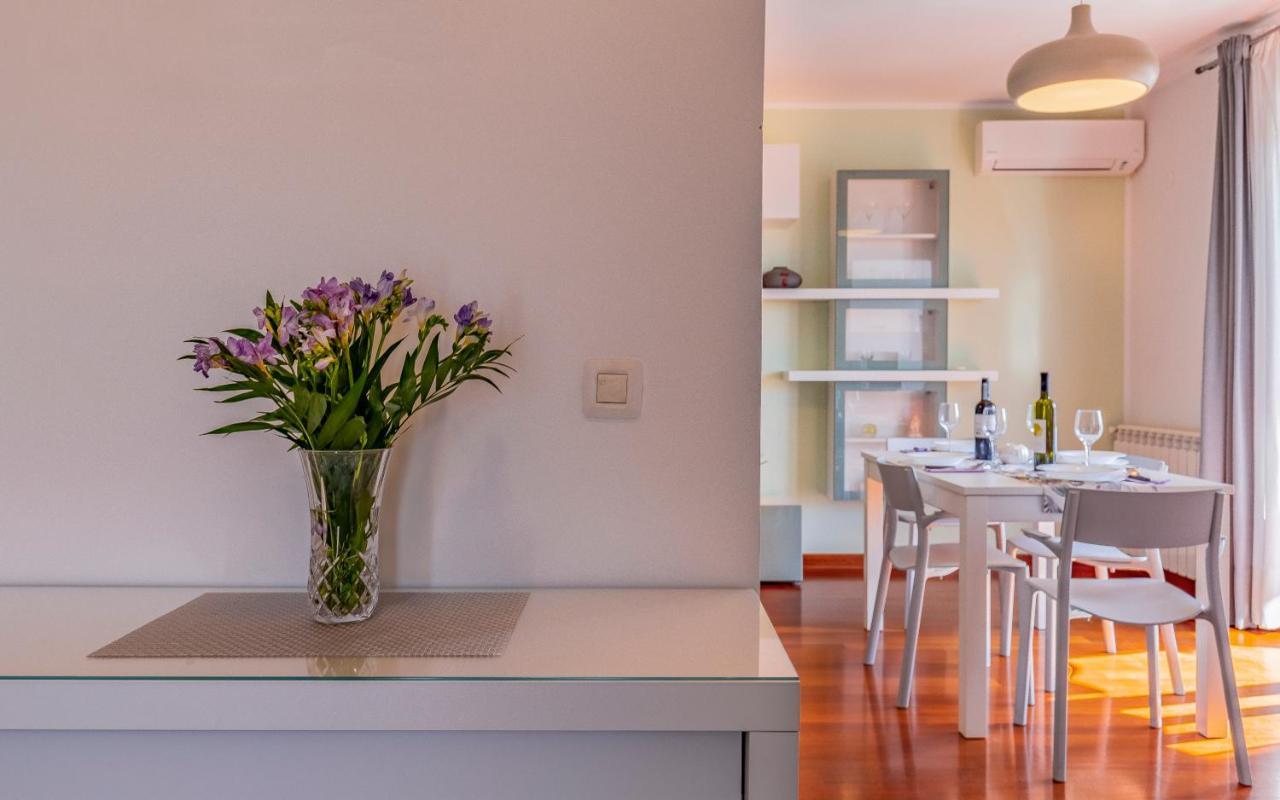 Apartment Green Pula, Family Friendly, Comfortable, Free Parking And Wifi ภายนอก รูปภาพ
