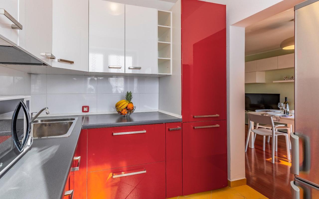 Apartment Green Pula, Family Friendly, Comfortable, Free Parking And Wifi ภายนอก รูปภาพ